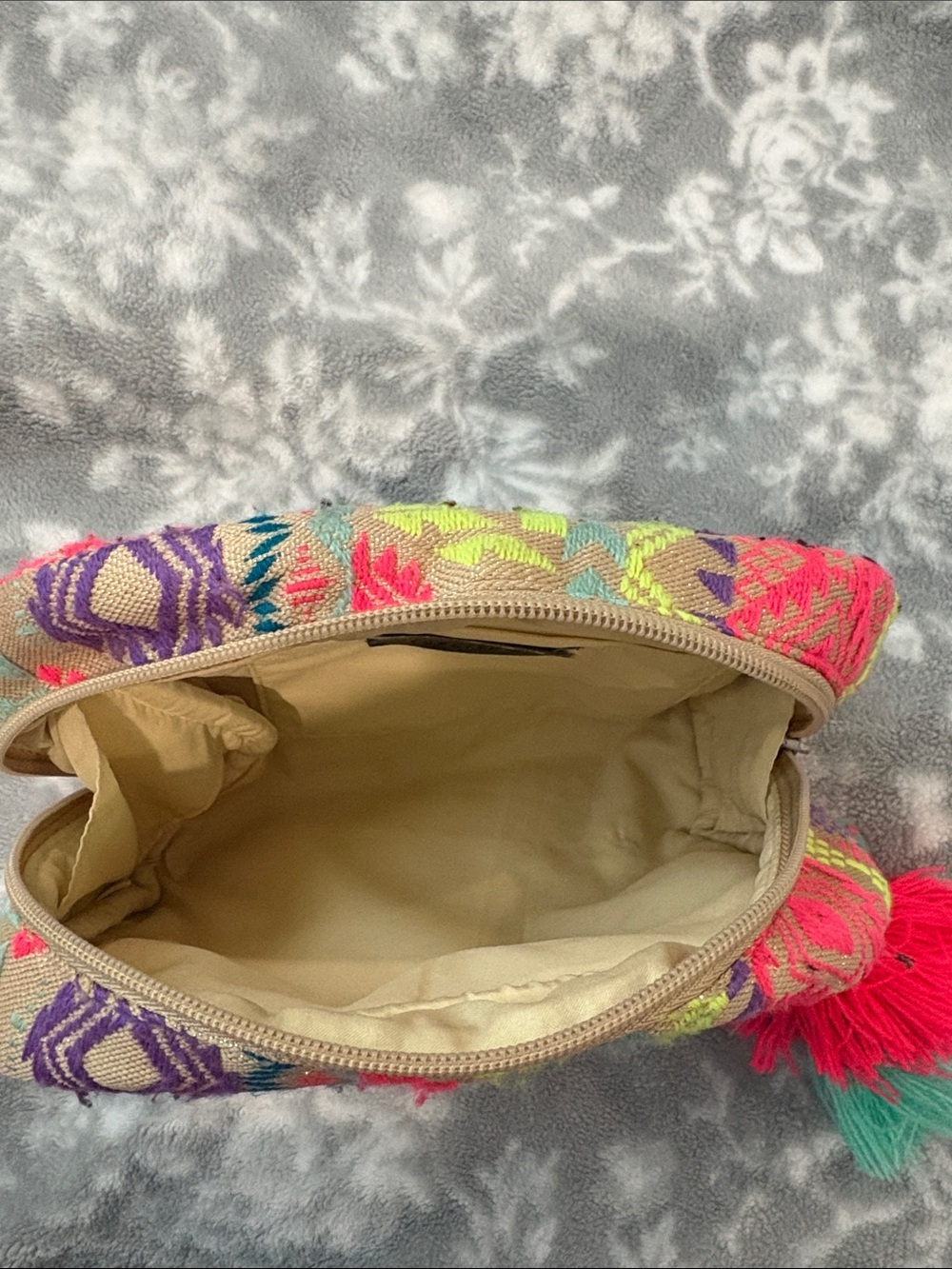 Makeup case - Picture 4 of 4